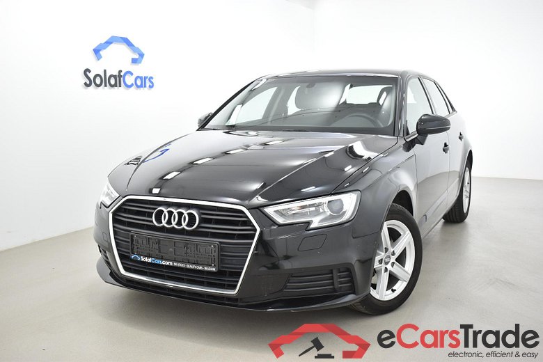 Audi A3 SB 1.6 TDi Xenon Navi Klima PDC ...
