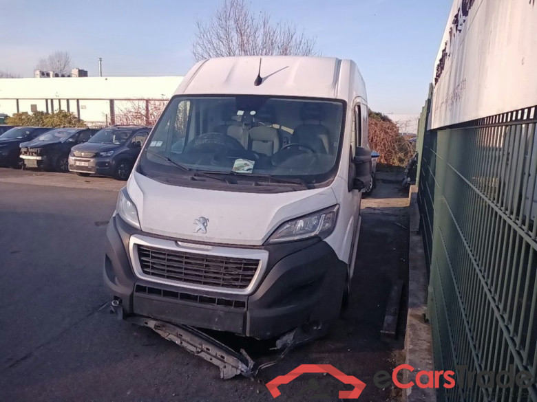 Peugeot Boxer 2.2 BlueHDi S&S 120 Premium 335 L2H2 4d !! Damaged car !! 
