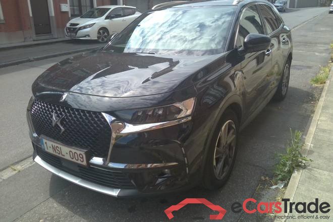 Ds So Chic 7 Crossback #1