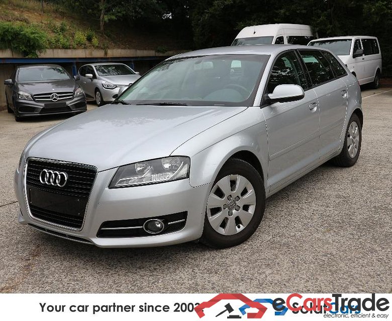 AUDI A3 SB 1.6eTDI Attraction Leather Navi PDC Klima...