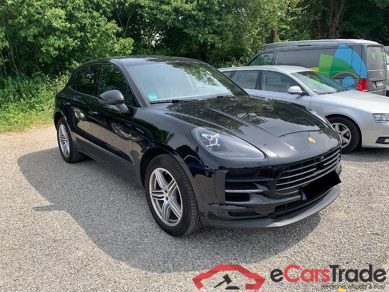 Porsche Macan ´13 Macan  Basis 2.0 TFSI  180KW  AT7  E6dT #2