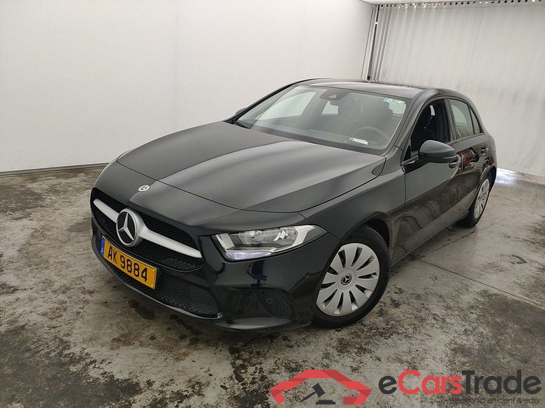 MERCEDES CLASSE A DIESEL (W177) A 200 d 150 5d Auto 8G-DCT #1