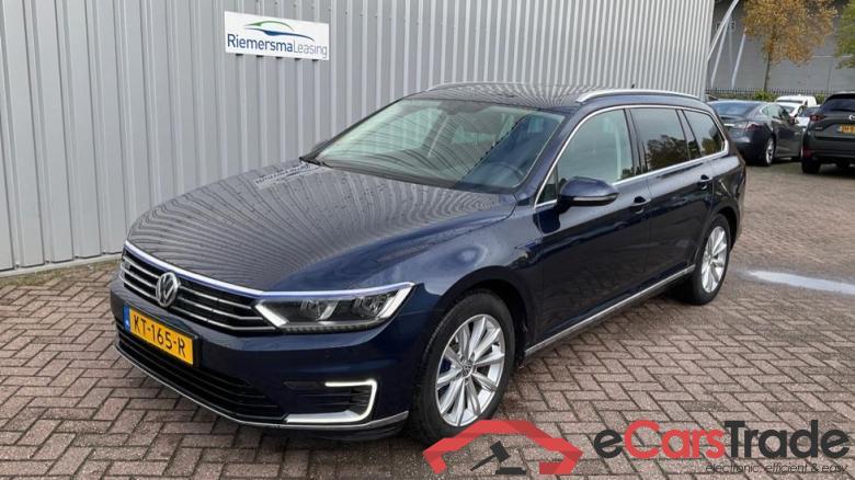 VOLKSWAGEN PASSAT VARIANT 1.4tsi plug-in phev gte connected series plus dsg aut #1