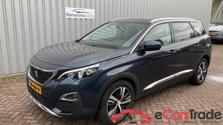 PEUGEOT 5008 1.6ethp pure tech bluelease premium 121kW eat aut #1