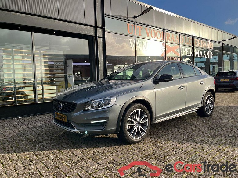 VOLVO S60 Cross Country 2.0 D4 Summum
