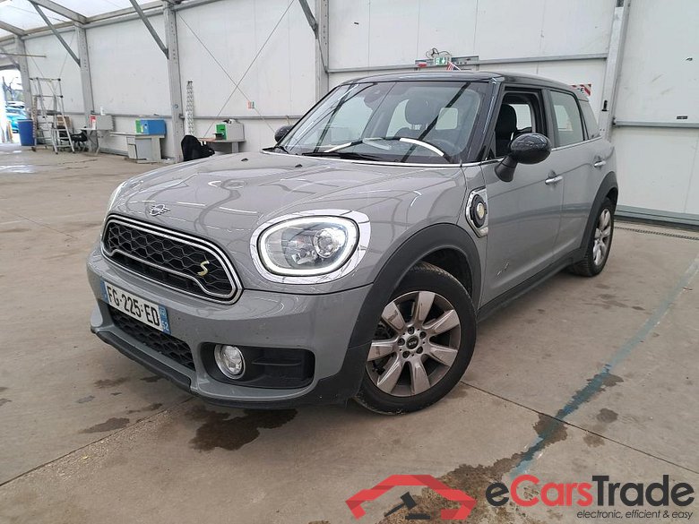 MINI Countryman / 2016 / 5P / Crossover Cooper SE ALL4 Business 136+88ch BVA6 #1