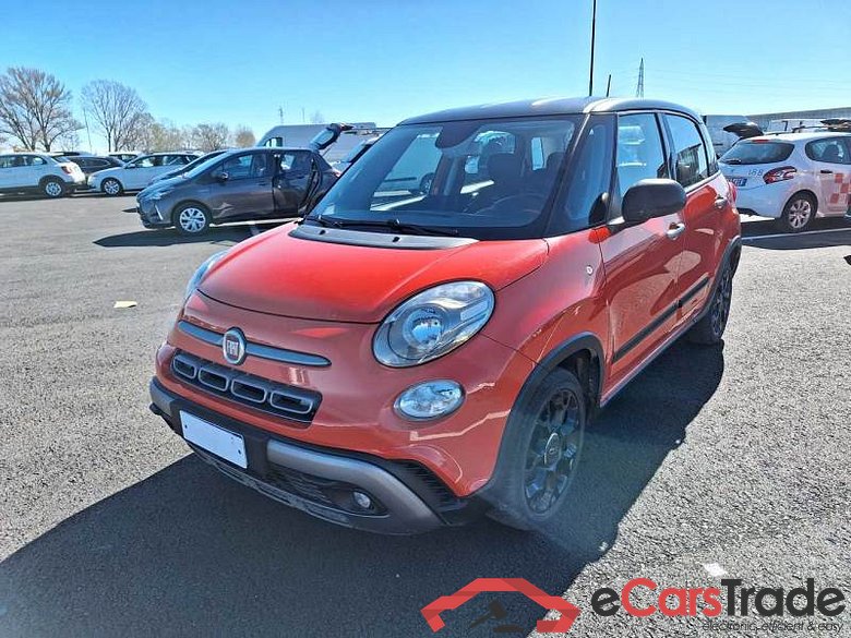 Fiat 16 FIAT 500L / 2017 / 5P / MONOVOLUME CROSS 1.6 MULTIJET 120CV
