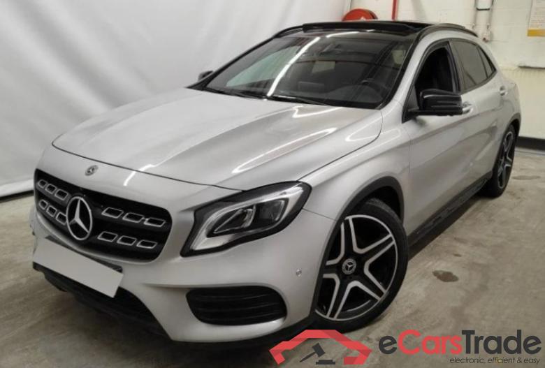 Mercedes-Benz GLA 200 d 4Matic AMG Night Aut. Pano LED-Xenon Harman/Kardon Command Navi Sport-Leather-Alcantara Camera 360° Klima PDC ... #1