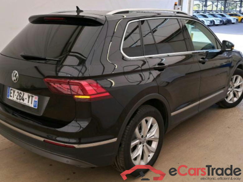 Volkswagen Tiguan 2.0 TDI Highline Aut. Pano Virtual LED-Xenon 1/2 Sport-Alcantara Navi KeylessGo Klima PDC ... #3