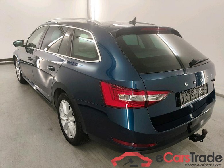 SKODA SUPERB COMBI DIESEL - 2019 2.0 CR TDi Style DSG Safety Corporate Plus Premium 2 #4