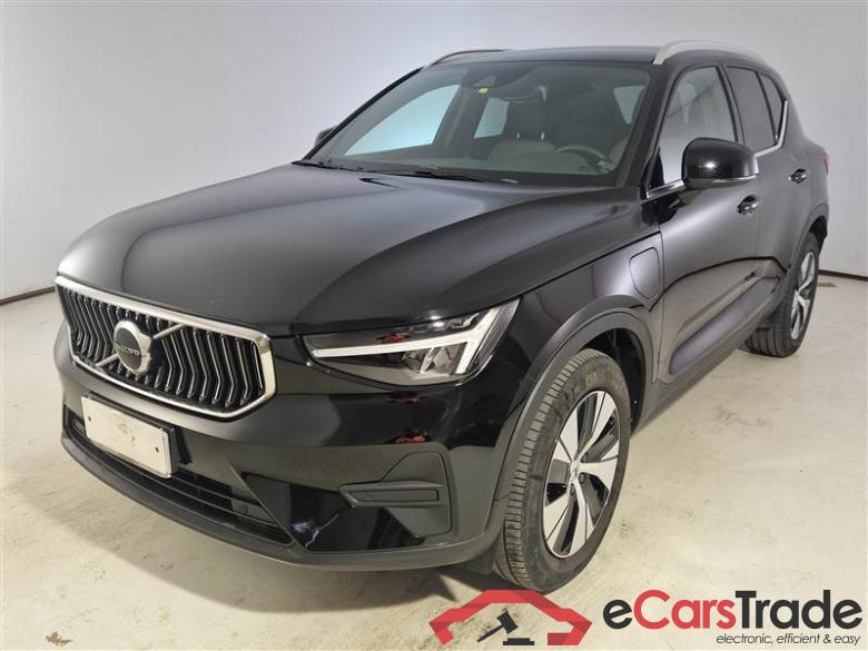 Volvo 11 VOLVO XC40 / 2021 / 5P / SUV T4 RECHARGE PLUG-IN AUTO CORE