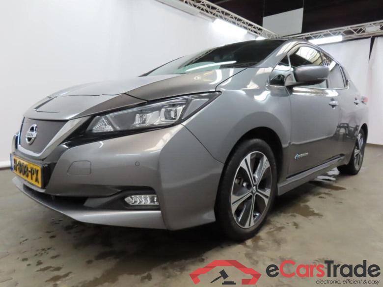 NISSAN LEAF Tekna 40 kWh #1
