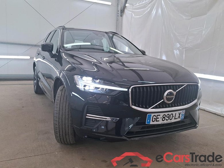 Volvo B4 197 Geartro Momentum Business VOLVO XC60 / 2021 / 5P / SUV B4 197 Geartro Momentum Business #4