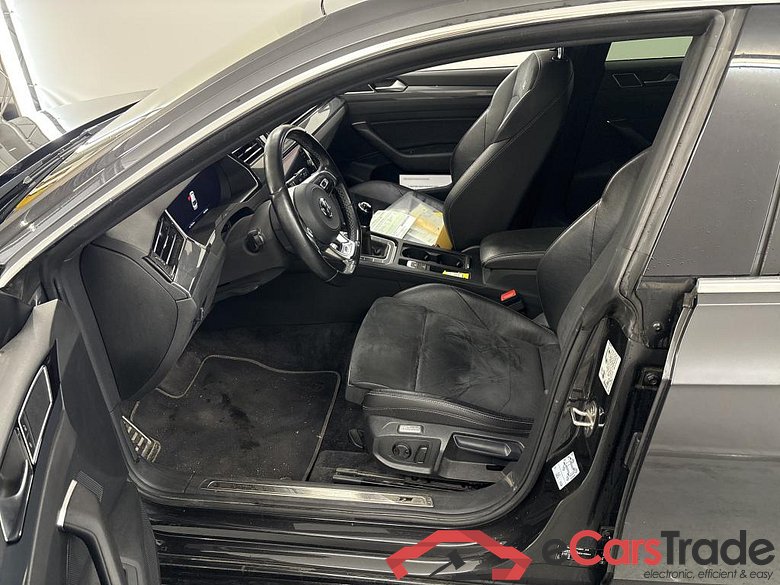 VOLKSWAGEN ARTEON 2.0 TDi SCR R-Line (EU6.2) Travel Drive #5