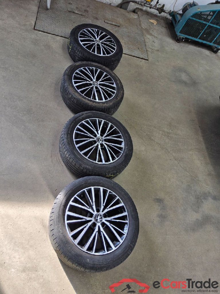 Volkswagen Touran ´15 Touran Highline BMT/Start-Stopp 1.5 TSI 110KW AT7 E6d #6