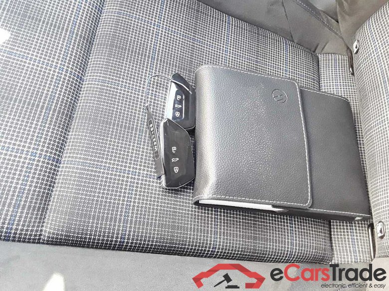 Volkswagen Golf VIII Lim. (CD1)(12.2019->2024) DE - LimS5 1.4 eHybrid EU6d, GTE OPF (EURO 6d), 2020 - 2022 #3