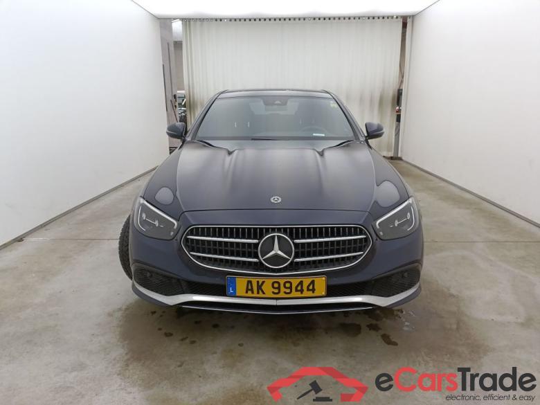 MERCEDES CLASSE E (W213) - 2021 E 300 e 211 4-Matic PHEV Business Solution 4d #1