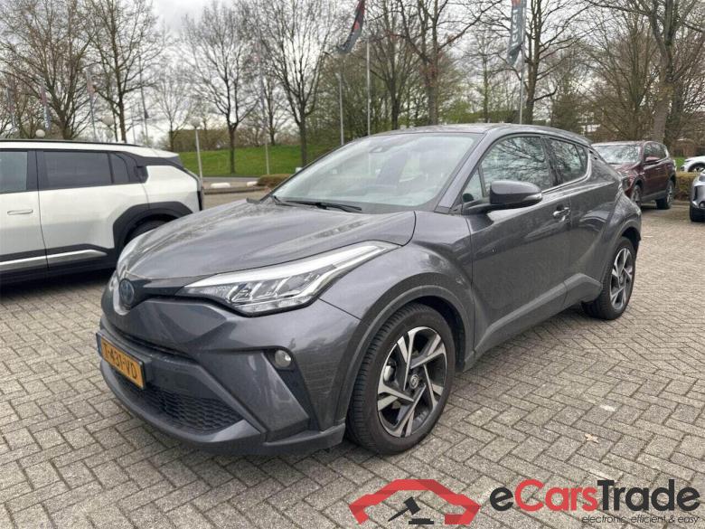 TOYOTA C-HR 1.8 Hybrid Dynamic #1