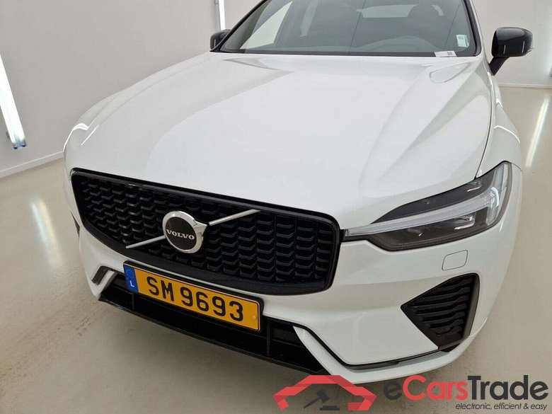 VOLVO XC60 2.0 B4 PLUS DARK 4WD AUT #4