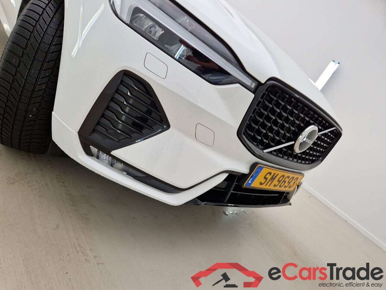 VOLVO XC60 2.0 B4 PLUS DARK 4WD AUT #5
