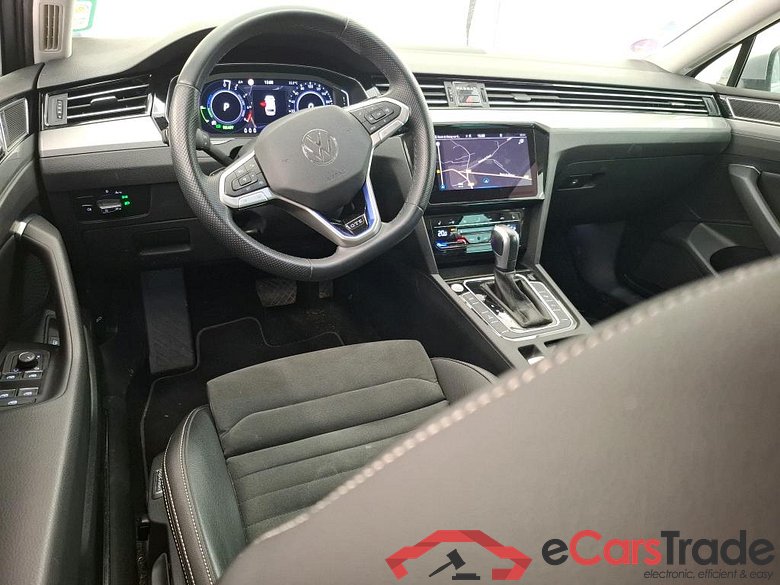 Volkswagen 1.4 TSI DSG HYBRIDE RECHARGEABLE SW GTE VOLKSWAGEN Passat SW / 2019 / 5P / Break 1.4 TSI DSG HYBRIDE RECHARGEABLE SW GTE #5