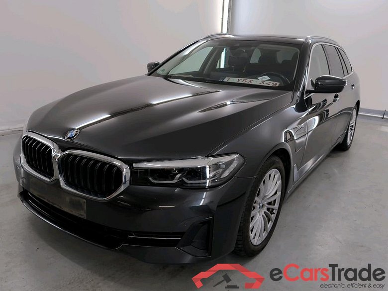 BMW 5 SERIES TOURING 2.0 530E TOURING AUTO Business Parking + Driving Assistant