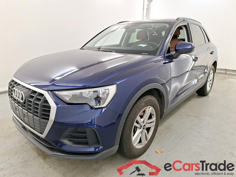 AUDI Q3 1.4 45 TFSI E S TRONIC Business Plus Light module 1