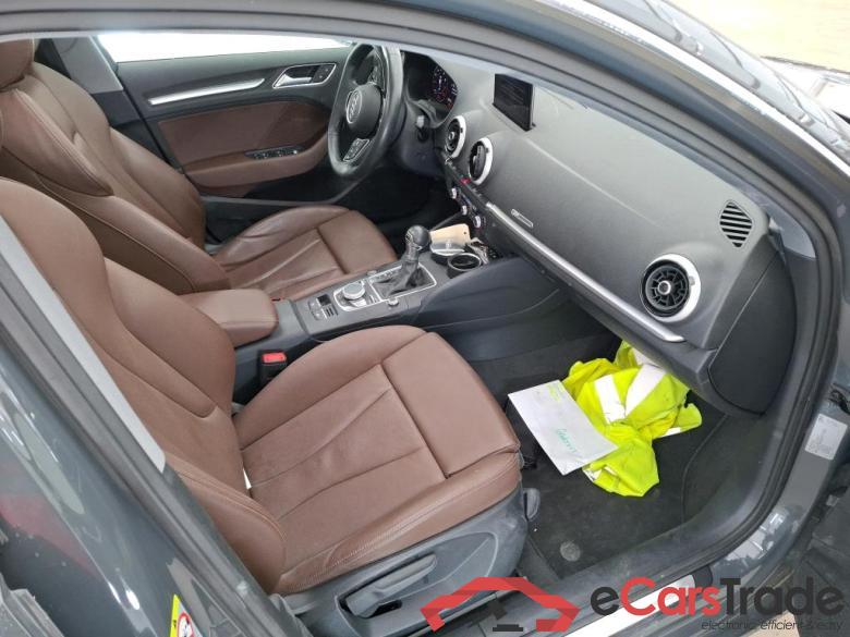 Audi 30 TFSI S TRONIC DESIGN LUXE AUDI A3 Sportback / 2016 / 5P / Berline 30 TFSI S TRONIC DESIGN LUXE #6