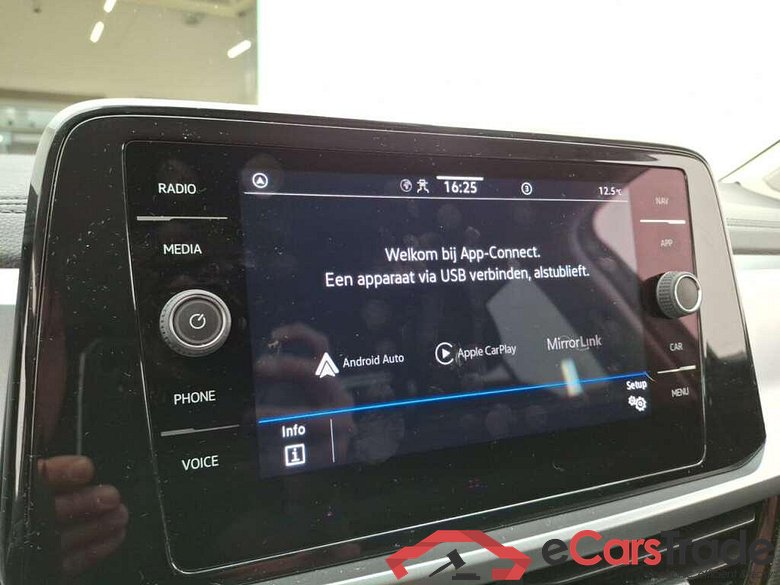 VOLKSWAGEN T-Roc 1.0 TSI Life #6