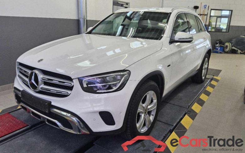 Mercedes-Benz GLC -Klasse (BM 253)(06.2015->) DE - SUV5 GLC 300 de EU6d, de 4Matic (EURO 6d), (Facelift) 2020 - 2022 #1
