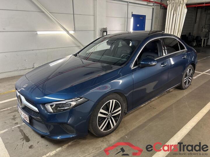 Mercedes A-Klasse Limousine A-Klasse Limousine A 200d Business Solution 110kW/150pk  4D/P Auto-8 #1