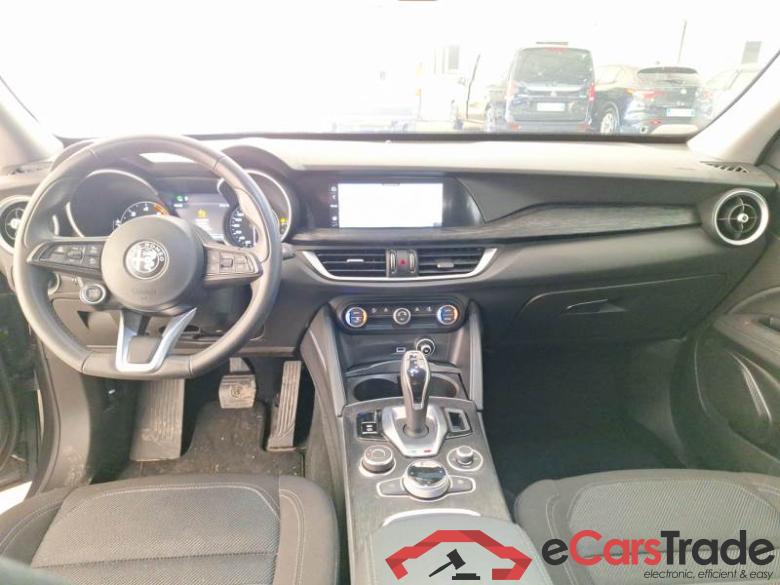 AlfaRomeo 2.2 BUS ALFA ROMEO STELVIO / 2017 / 5P / SUV 2.2 TURBO DIESEL 190CV BUSINESS AT8 Q4 #3