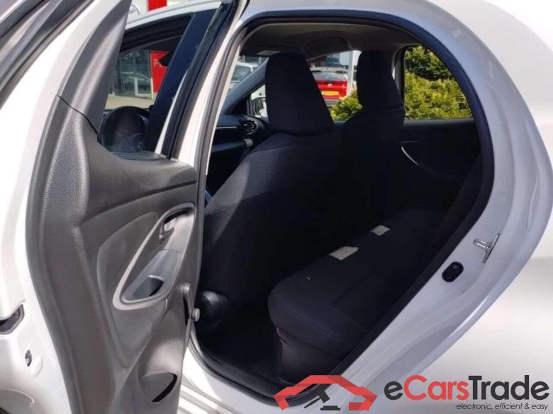 TOYOTA YARIS 1.5 Hybrid Active #5