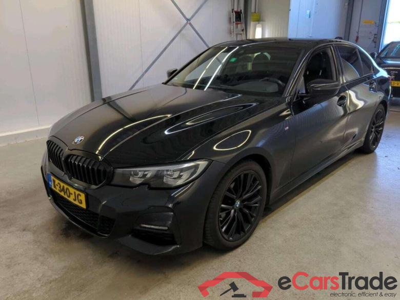 BMW 3-serie 320i Executive Ed. #1