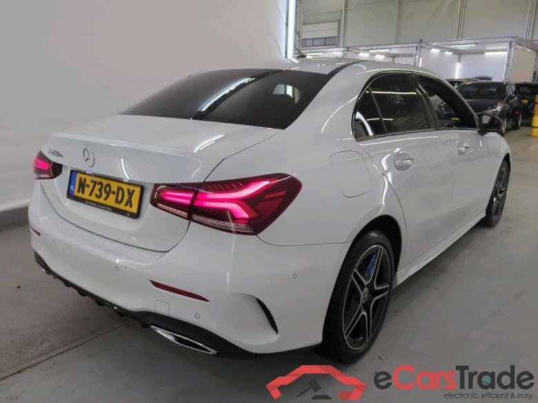 Mercedes A-Class Lim '18 Mercedes-Benz A-Klasse Limousine A 250 e 8G-DCT Business Sol AMG Limited 4d #2