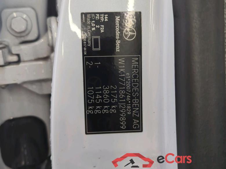 Mercedes A-Class Lim '18 Mercedes-Benz A-Klasse Limousine A 250 e 8G-DCT Business Sol AMG Limited 4d #6