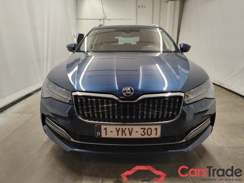 Skoda Superb Combi 1.4 TSI iV 160kW DSG6 Style 5d #1