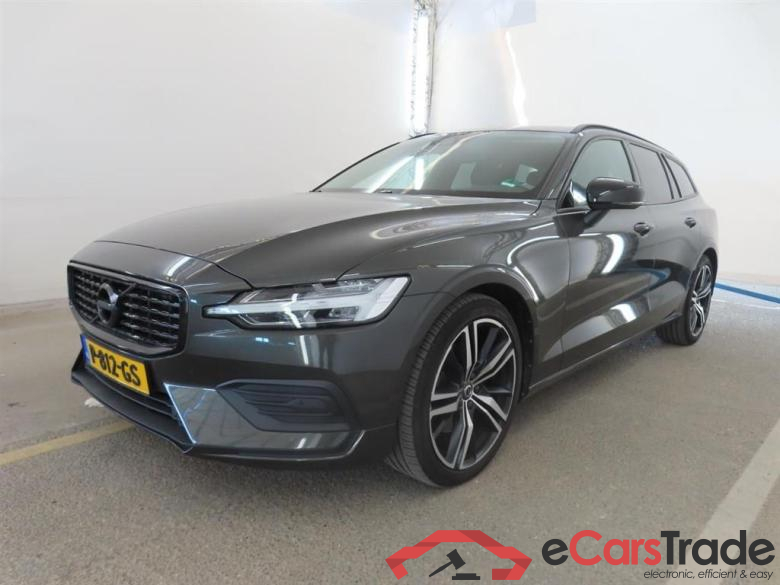 VOLVO V60 2.0 B3 Momen Bns