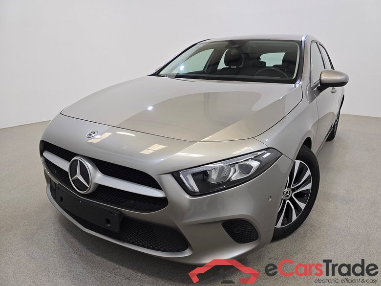 Mercedes A 180d LED-Xenon Widescreen Navi KeylessGo Camera Klima PDC ... #1