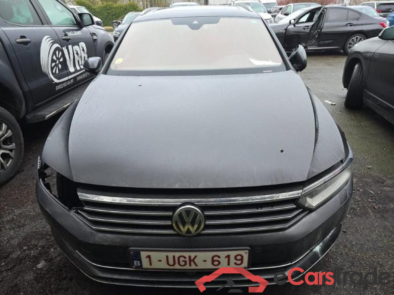 Volkswagen Passat Variant 1.6 TDI Highline Business DSG-7 5d !!! Technical Issue !!!