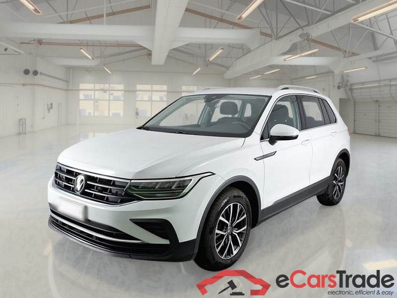 Volkswagen 6 VOLKSWAGEN TIGUAN / 2020 / 5P / SUV 1.5 TSI ACT 110KW LIFE DSG