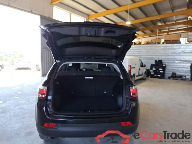 JEEP COMPASS / 2017 / 5P / SUV 2.0 MJET II 103KW BUSINESS 4WD AUTO #5