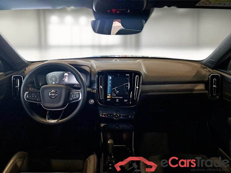 VOLVO XC40 / 2017 / 5P / SUV T5 PLUG-IN HYBRID AUTO RECHARGE R-DESIGN #3