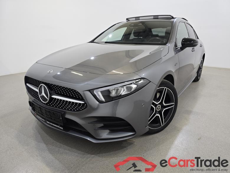 Mercedes A 250e Plug-In Hybrid Limousine AMG Night Aut. Pano LED-Xenon Widescreen Ambient Navi 1/2 Sport-Leather-Alcantara KeylessGo Camera Klima PDC ... #1