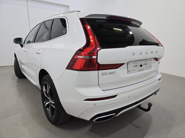 Volvo XC60 2.0 D4 R-Design AWD Aut. Pano LED Virtual ACC Navi Sport-Leather-Alcantara KeylessGo Camera Klima PDC ... #6
