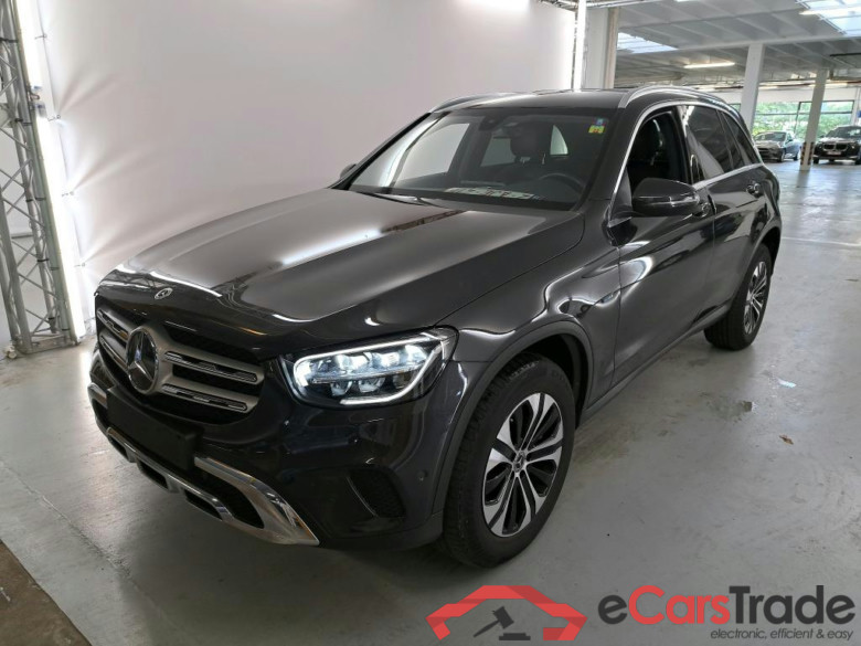 MERCEDES-BENZ GLC 2.0 GLC 300 DE 4MATIC 4WD AUTO Advantage Exclusive Interior
