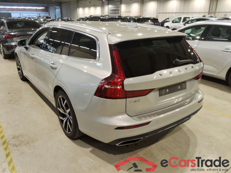 VOLVO V60 - 2018 2.0 T8 AWD PHEV Inscription Geartronic #2
