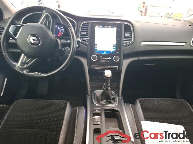 Megane IV Berline 5pt. Intens 1.5 dCi 110CV BVM6 E6 #5