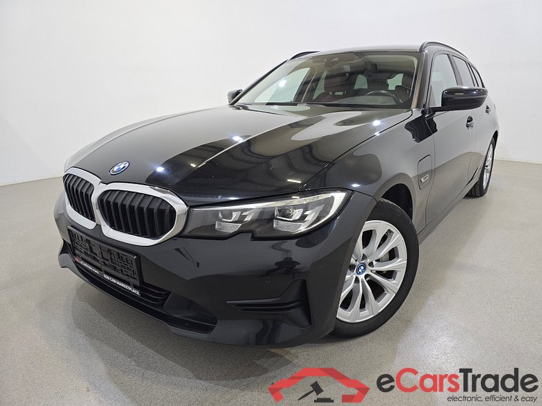 BMW 330e Plug-In Hybrid Aut. LED-Xenon LC-Pro Navi Sport-Leather KeylessGo Camera Klima PDC ...