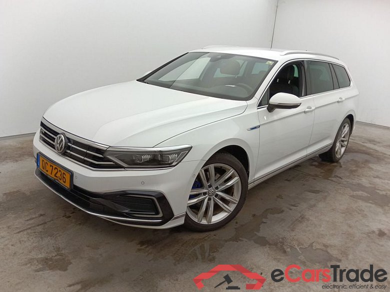 VOLKSWAGEN PASSAT VARIANT PA - 2019 1.4 TSi 157 GTE DSG6 (EU6 d) 5d #1